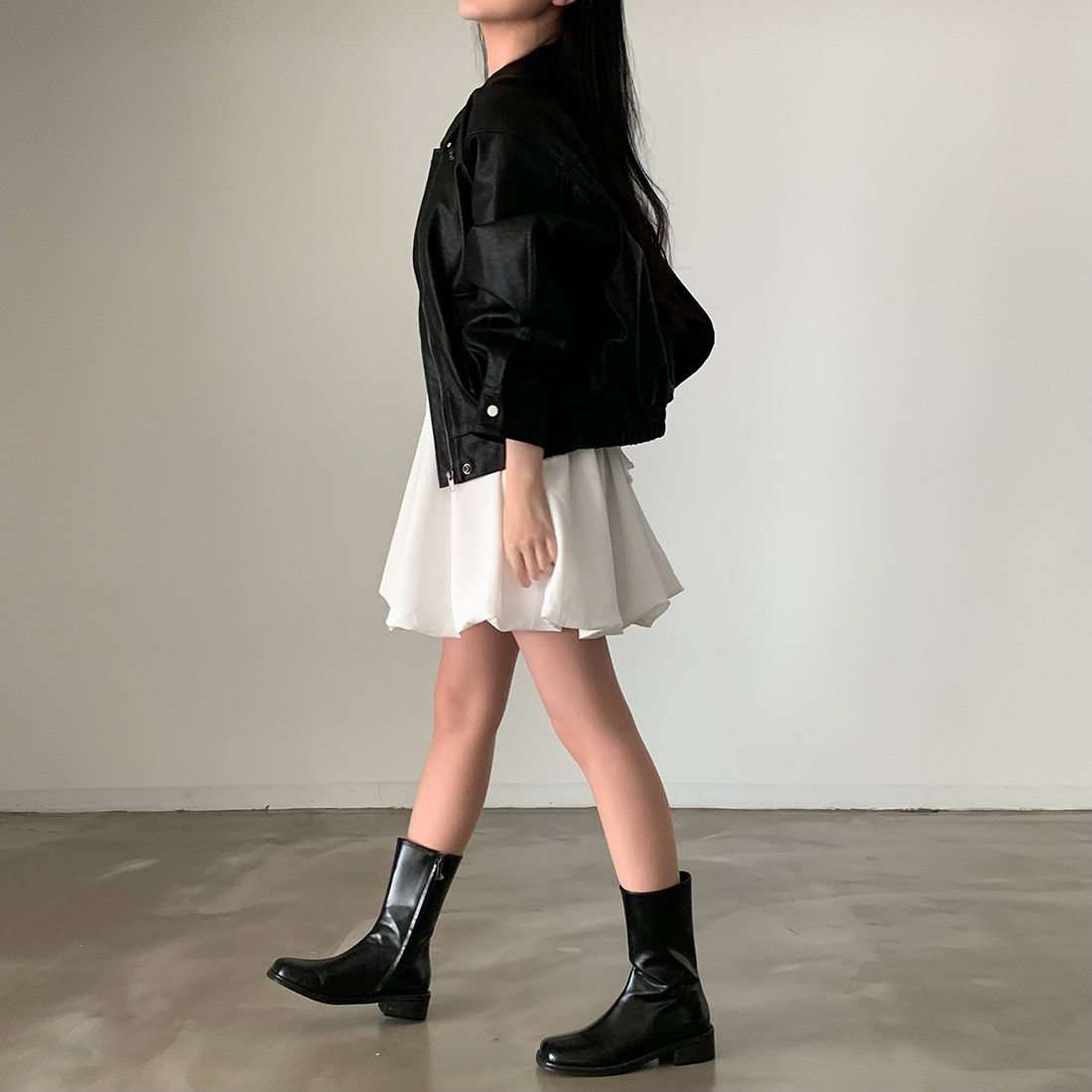 シンプルプリーツキャミミニワンピース