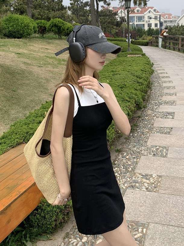 シンプルキャミソールミニワンピース