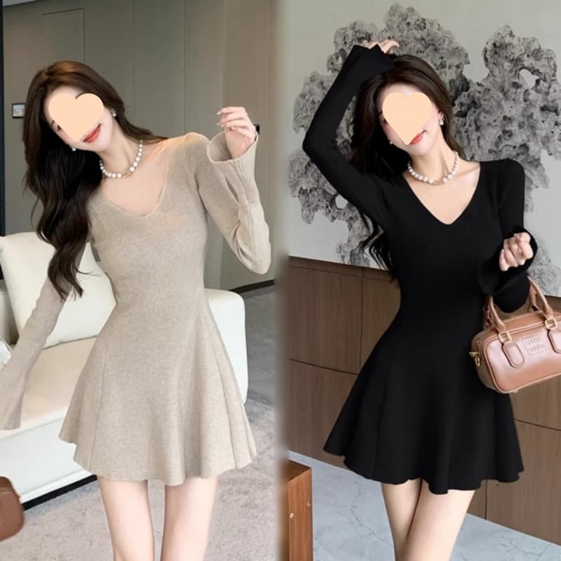 すっきりシルエット フレアミニワンピース