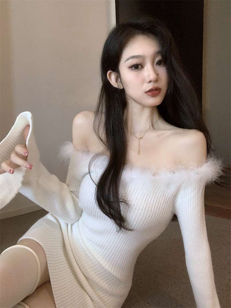 ミニワンピース もこもこオフショル ニットワンピ フレア袖