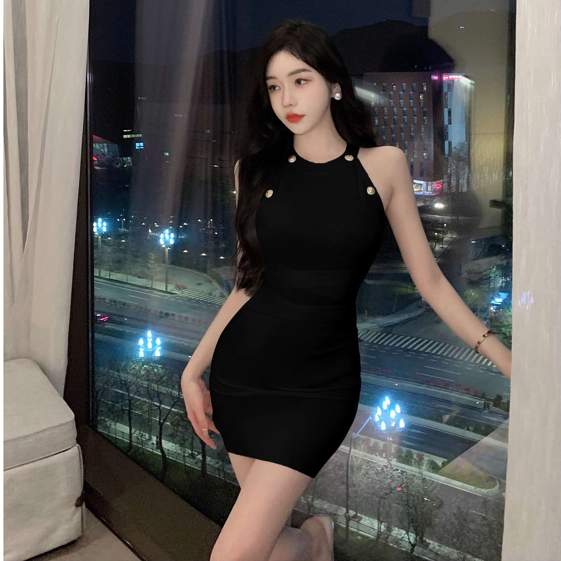 メタル装飾 タイトミニワンピース