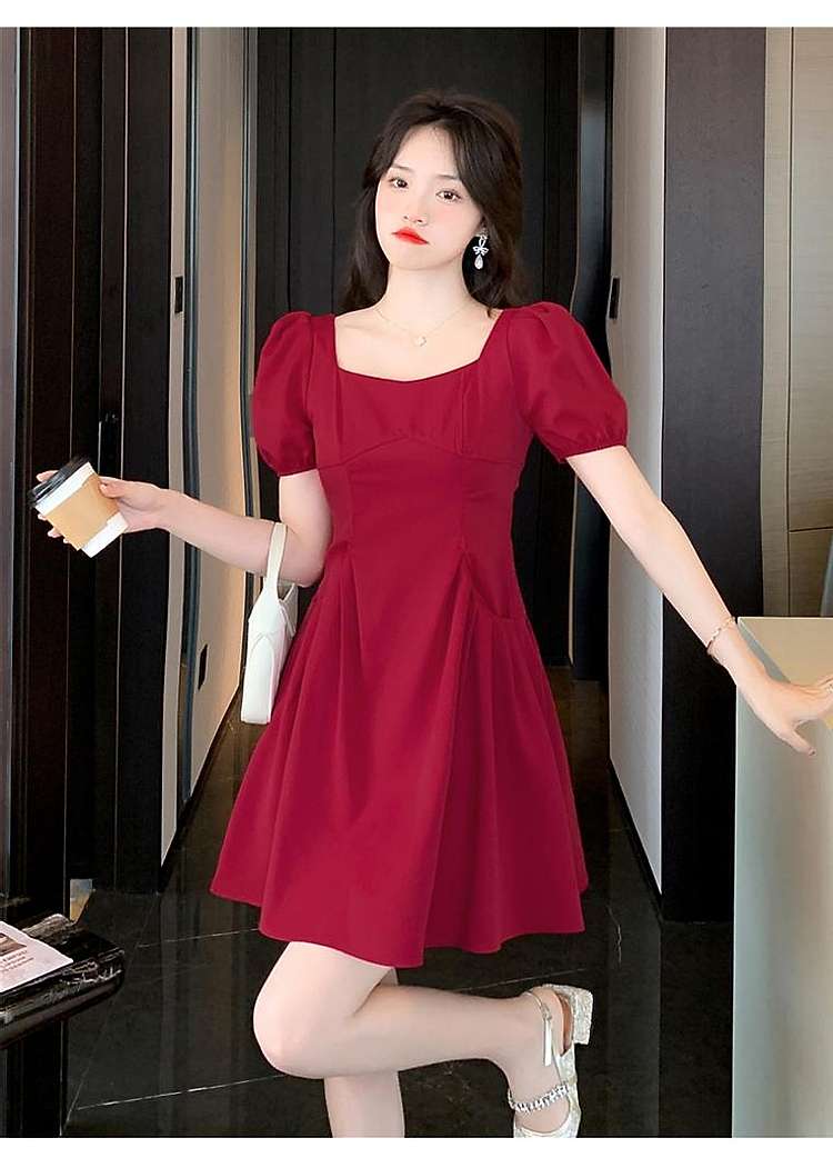 ミニワンピース パフスリーブフレアワンピ