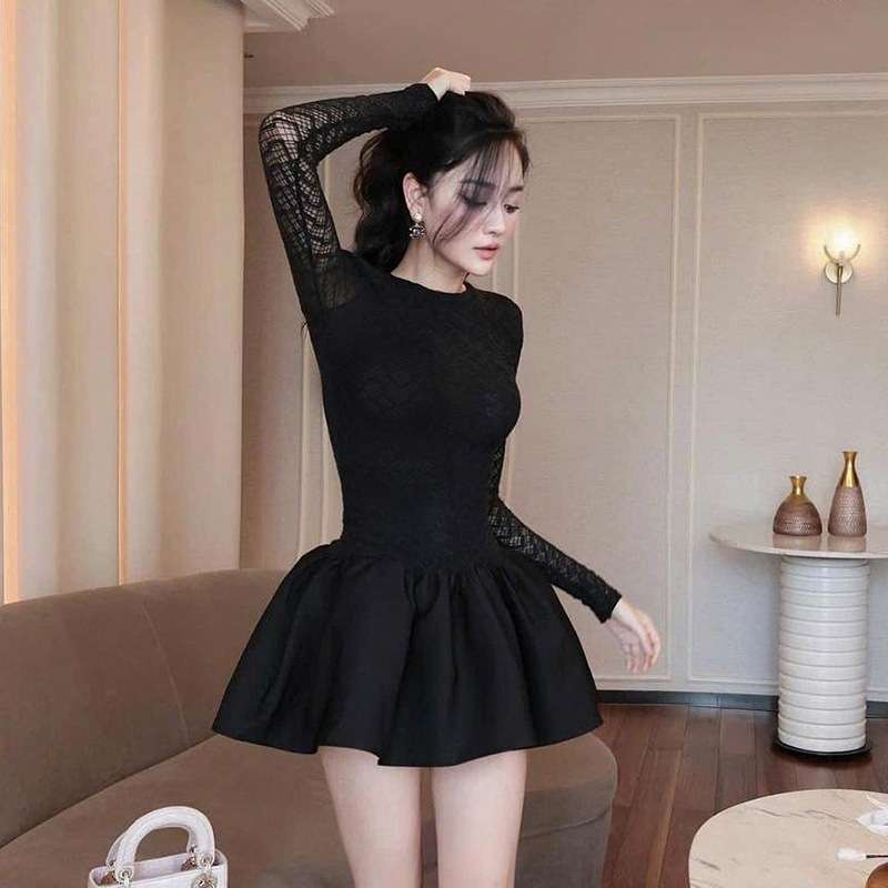 レース袖ミニフレアワンピース