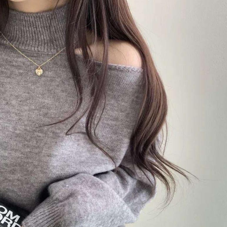 【秋冬】ミニワンピース オフショルダー風ニットワンピース