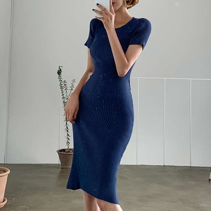 上品シルエットリブニット タイトミニワンピース