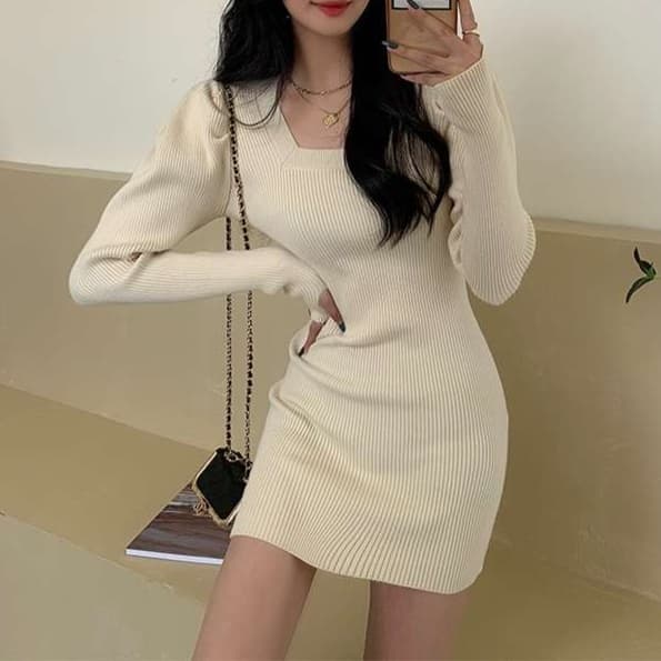 スクエアネック パワショル リブニットミニワンピース 大人 上品 タイト