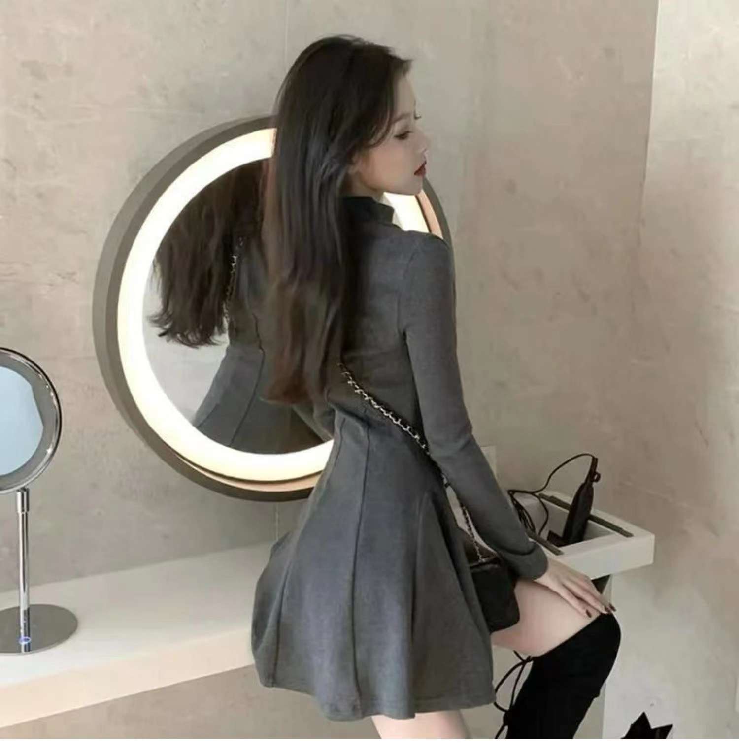 エレガントハイネックフレアワンピース