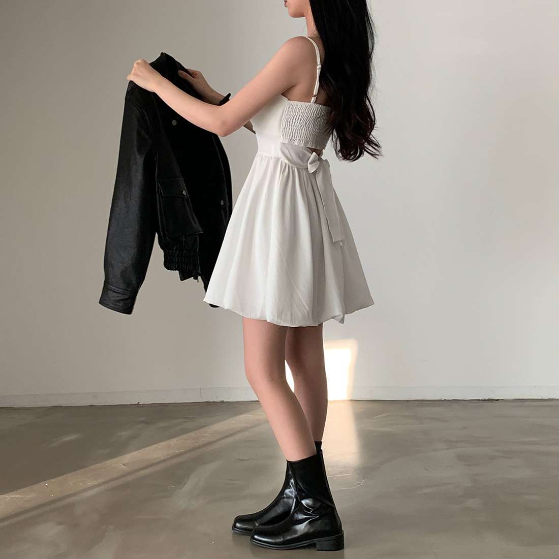 シンプルプリーツキャミミニワンピース