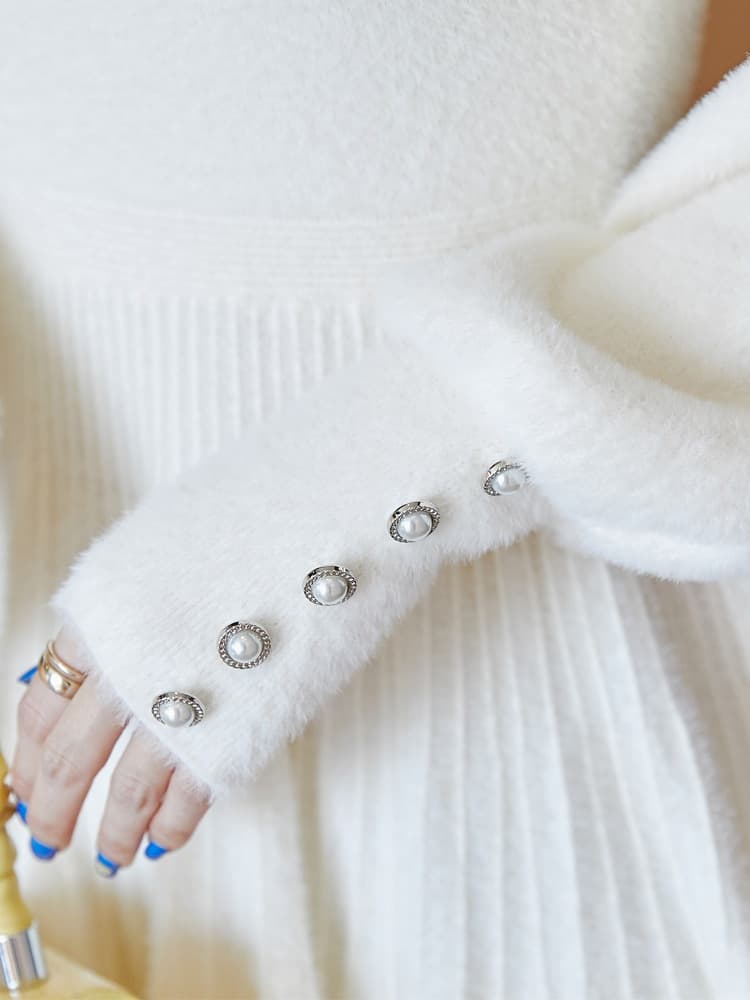 ふんわりニットフレアミニワンピース