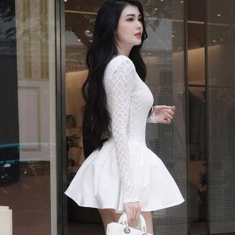 レース袖ミニフレアワンピース