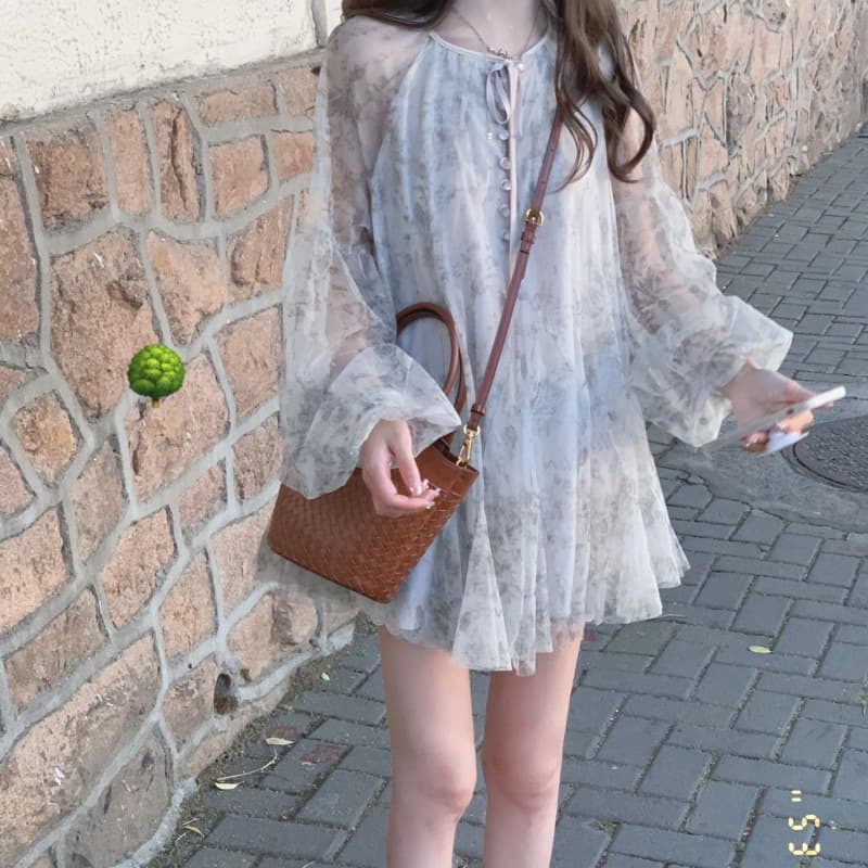 ミニワンピース ふんわり透け感シアー レースミニワンピース