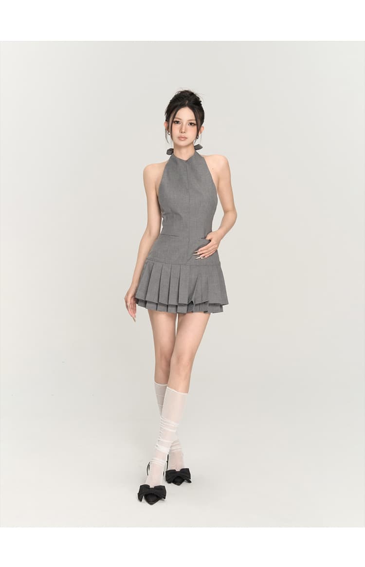 ホルターネックプリーツ フレアミニワンピース