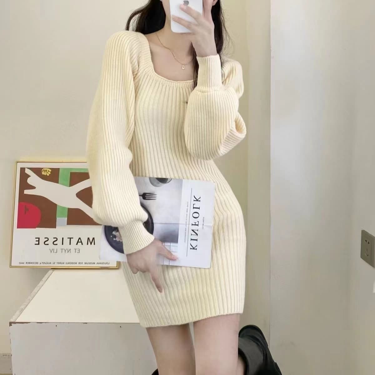 大人可愛いパフスリーブリブニットミニワンピース