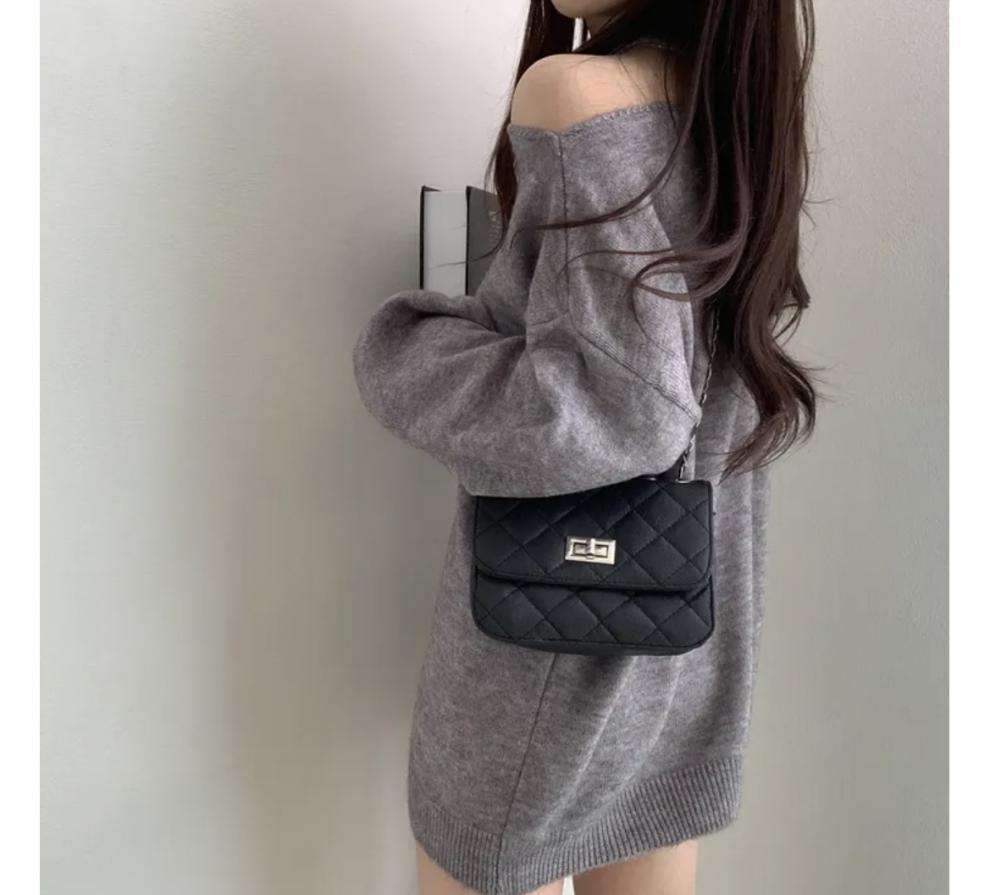 【秋冬】ミニワンピース オフショルダー風ニットワンピース