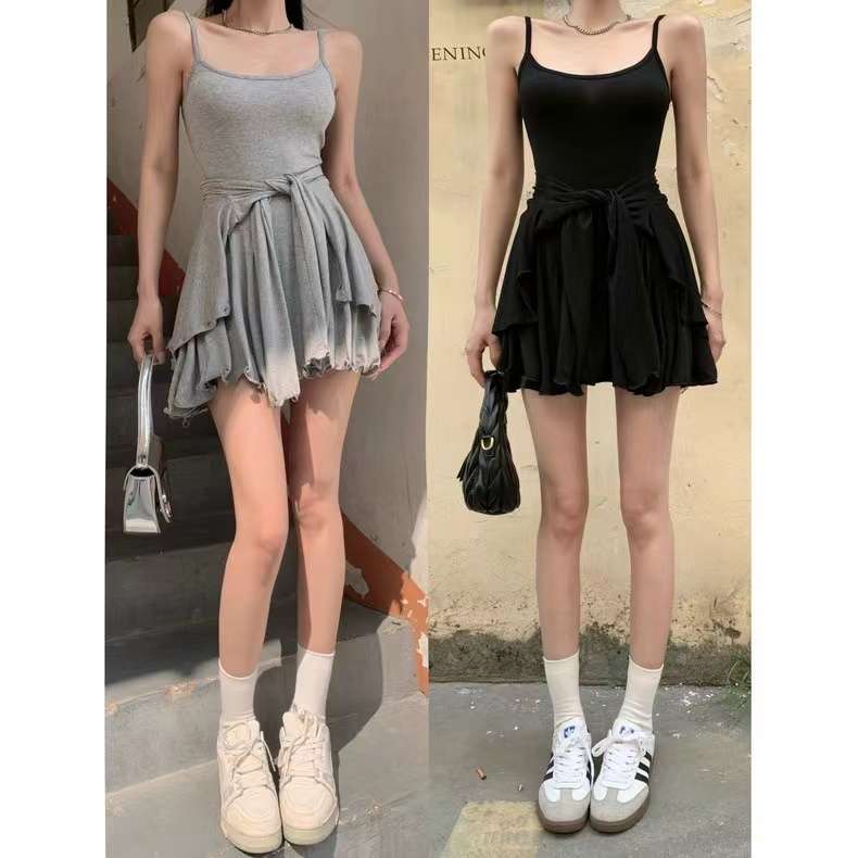 ミニワンピース キャミソールデザインフリルミニワンピ