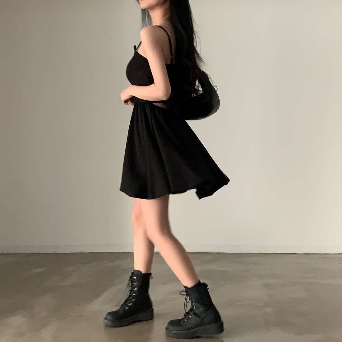 シンプルプリーツキャミミニワンピース