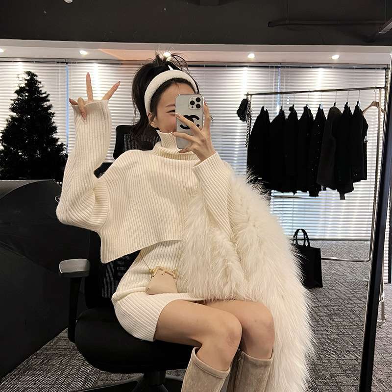 フワモコタートルネック ニットミニワンピース