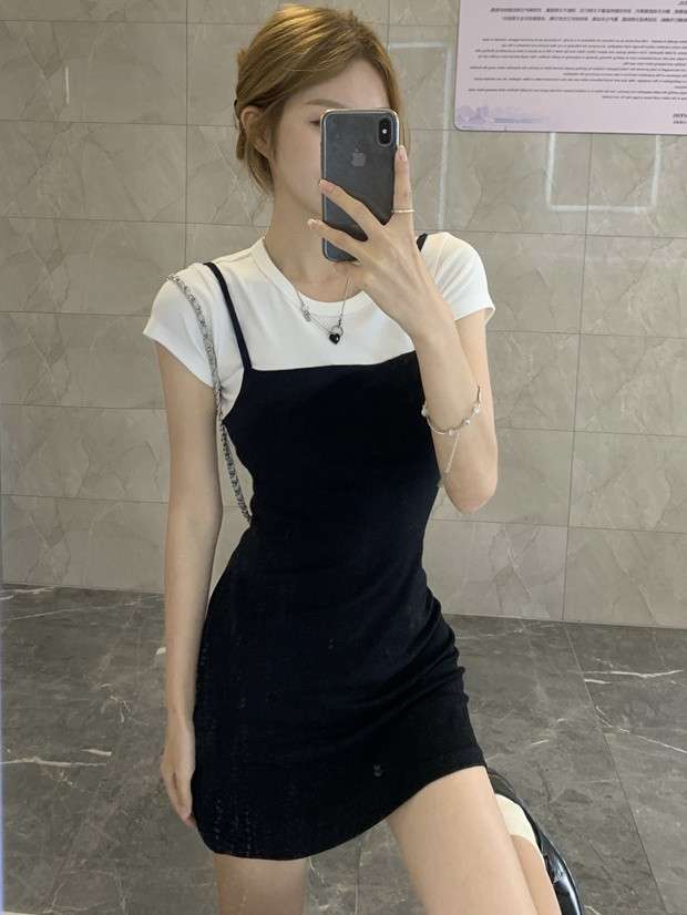 シンプルキャミソールミニワンピース