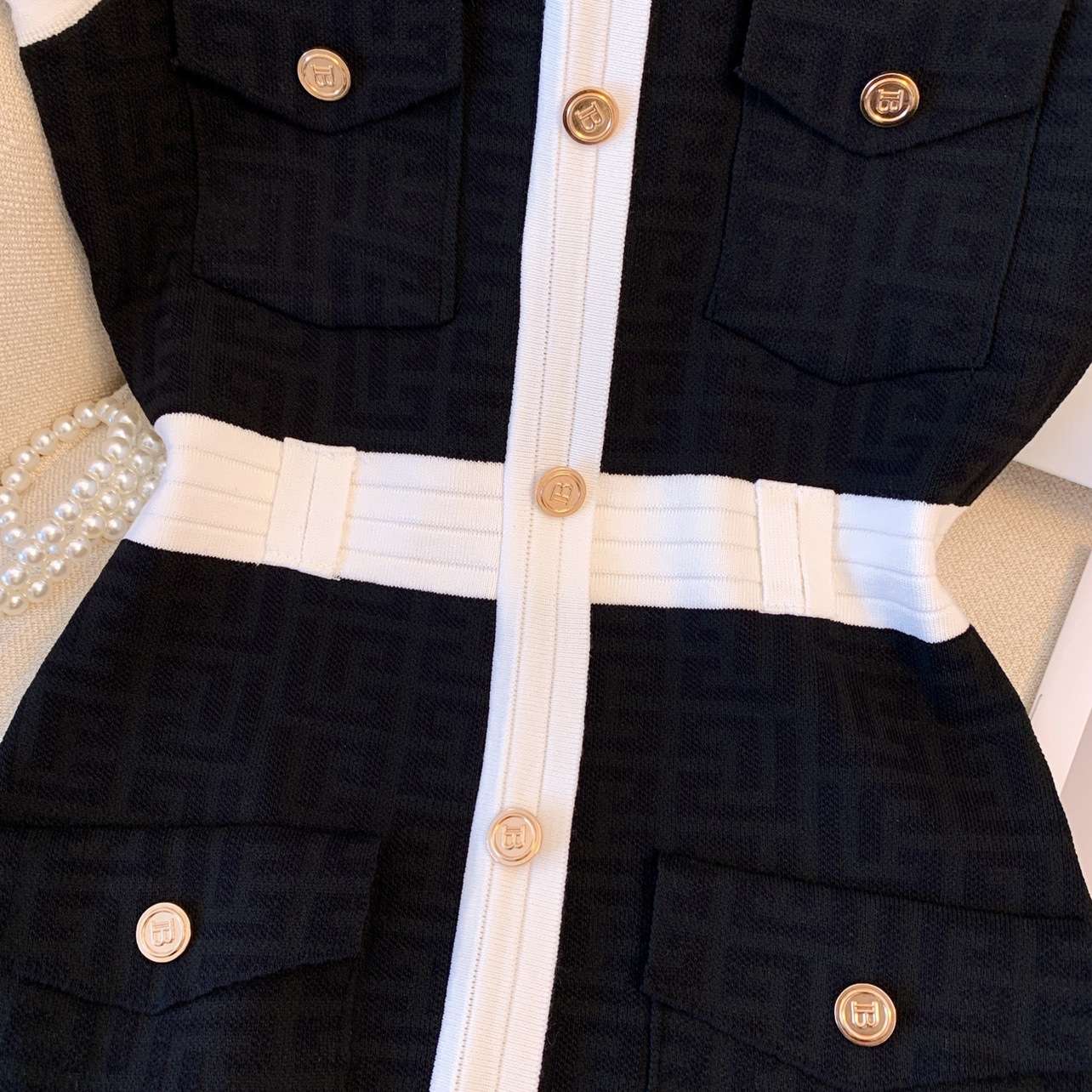 エレガントノースリーブ ミニワンピース