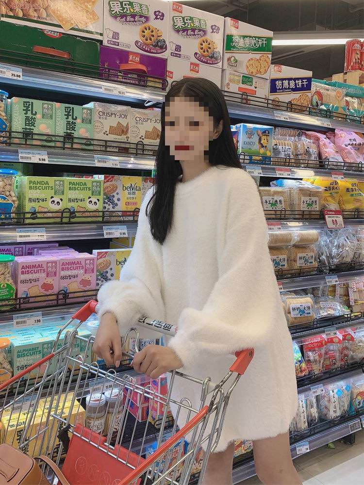 【秋冬コーデ】ふわもこオーバーサイズ ニットミニワンピース