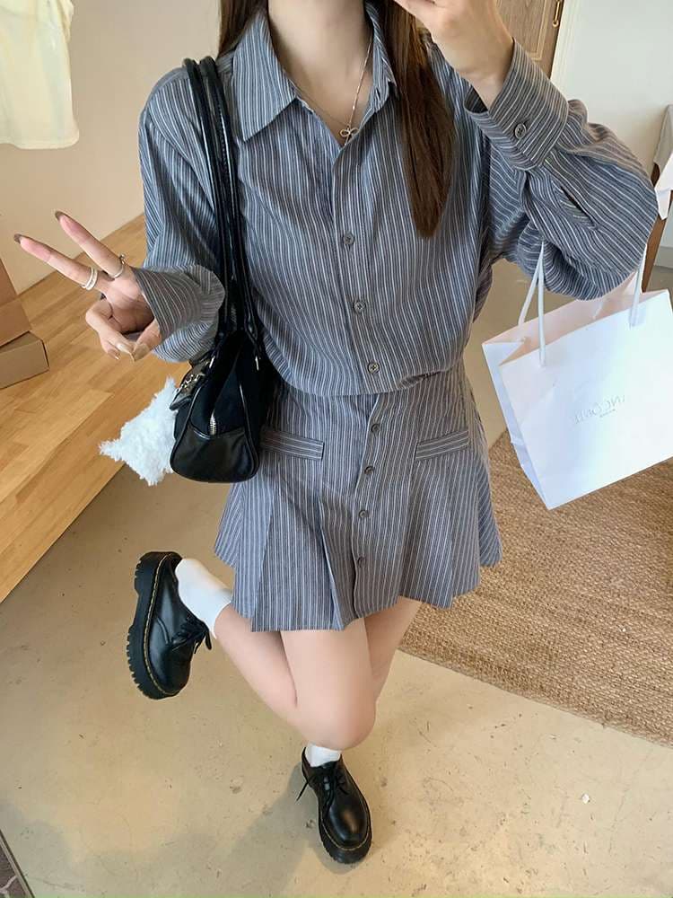 ストライプ柄ミニシャツワンピース