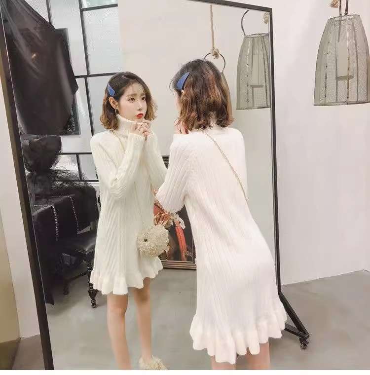 ミニワンピース タートルネックニットワンピース