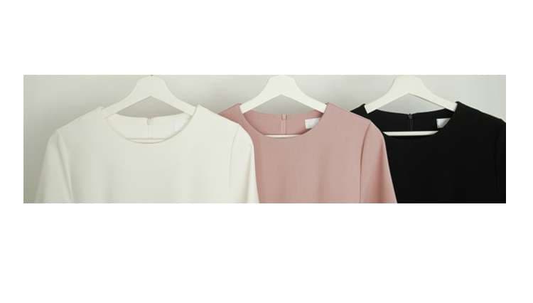 ミニワンピース マーメイドシルエットのフレアワンピース