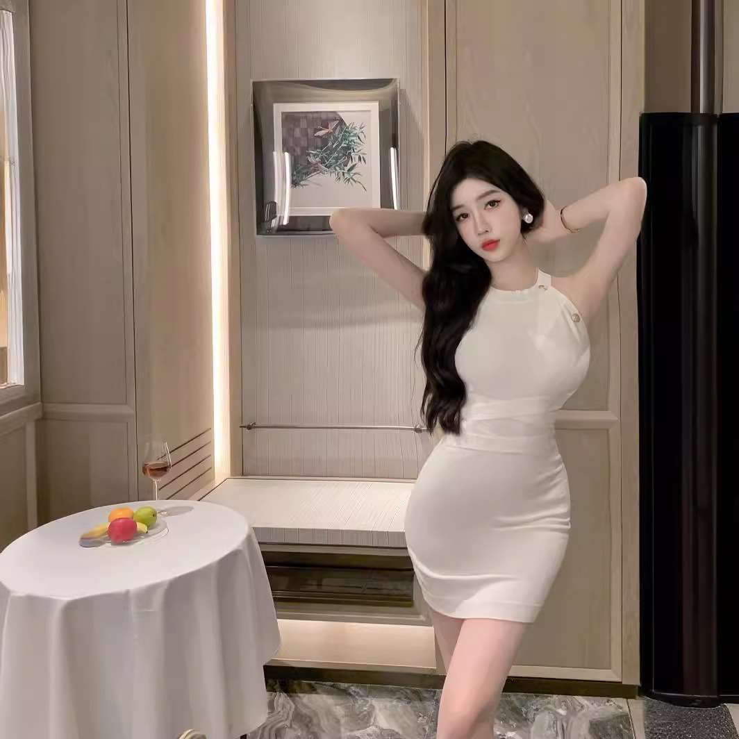 メタル装飾 タイトミニワンピース