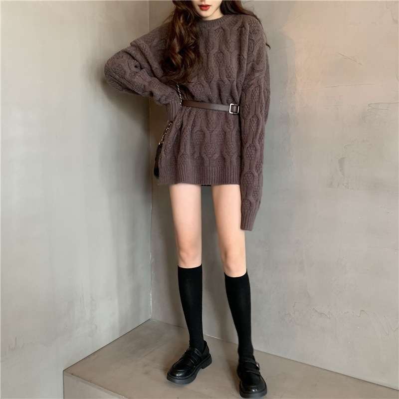 ふわもこケーブル編みワンピース