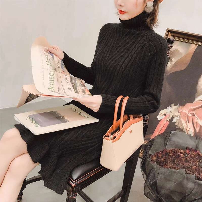 ミニワンピース タートルネックニットワンピース