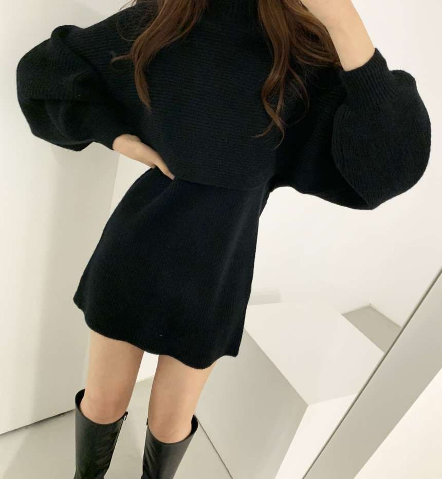 ふんわりパフスリーブ ニットミニワンピース