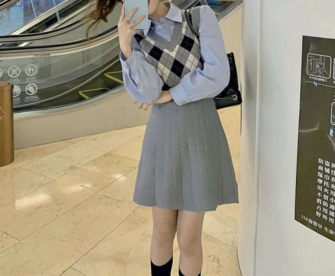チェック柄ベスト付きシャツミニワンピース
