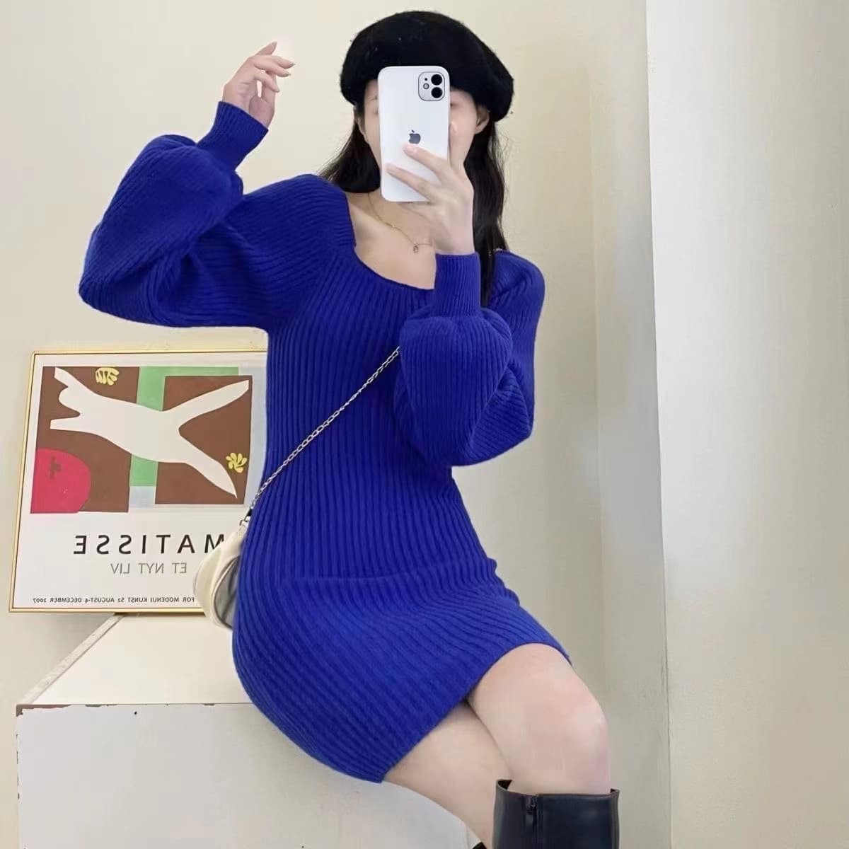 大人可愛いパフスリーブリブニットミニワンピース