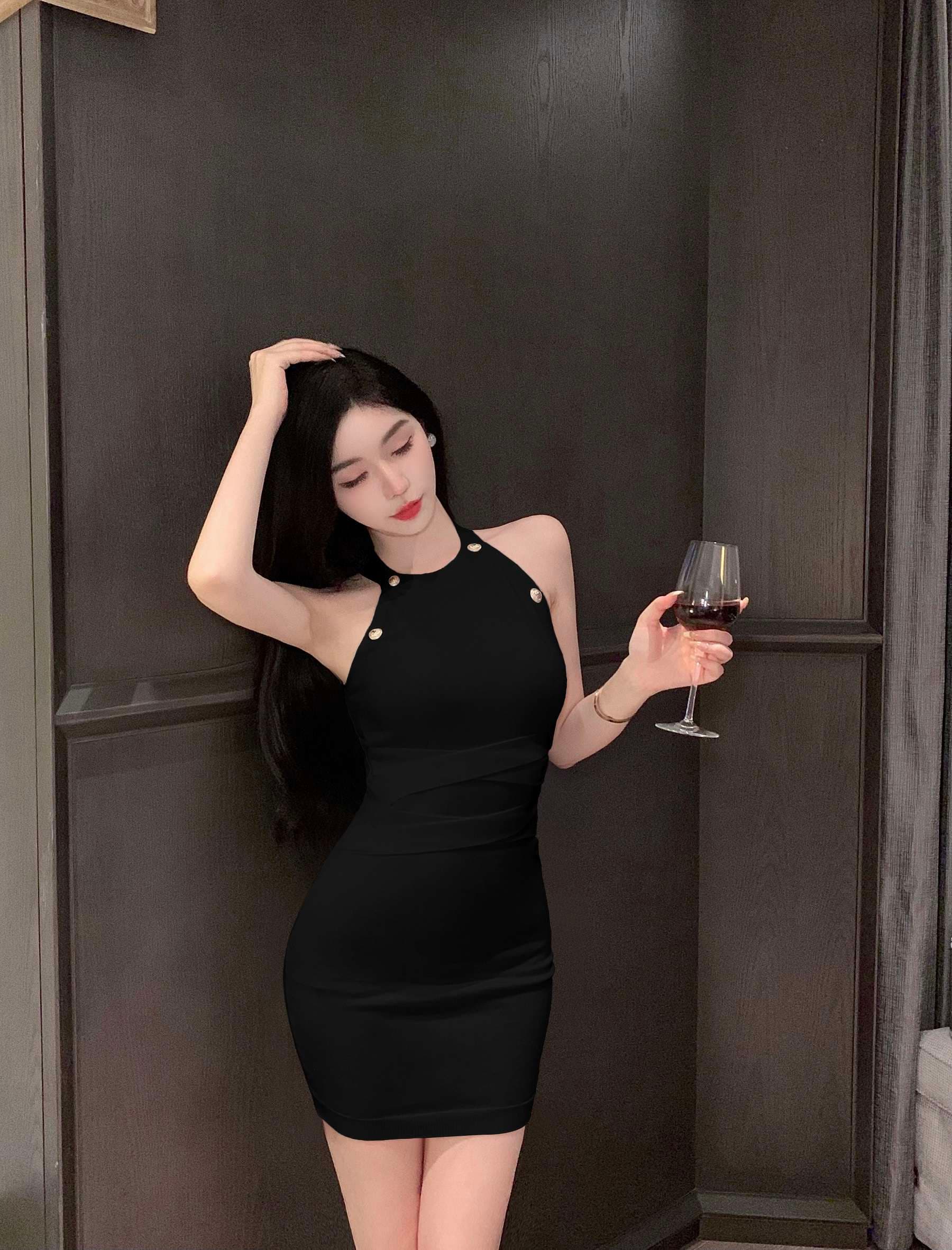 メタル装飾 タイトミニワンピース