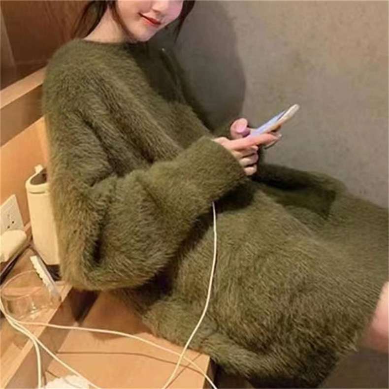 【秋冬コーデ】もこもこニットミニワンピース