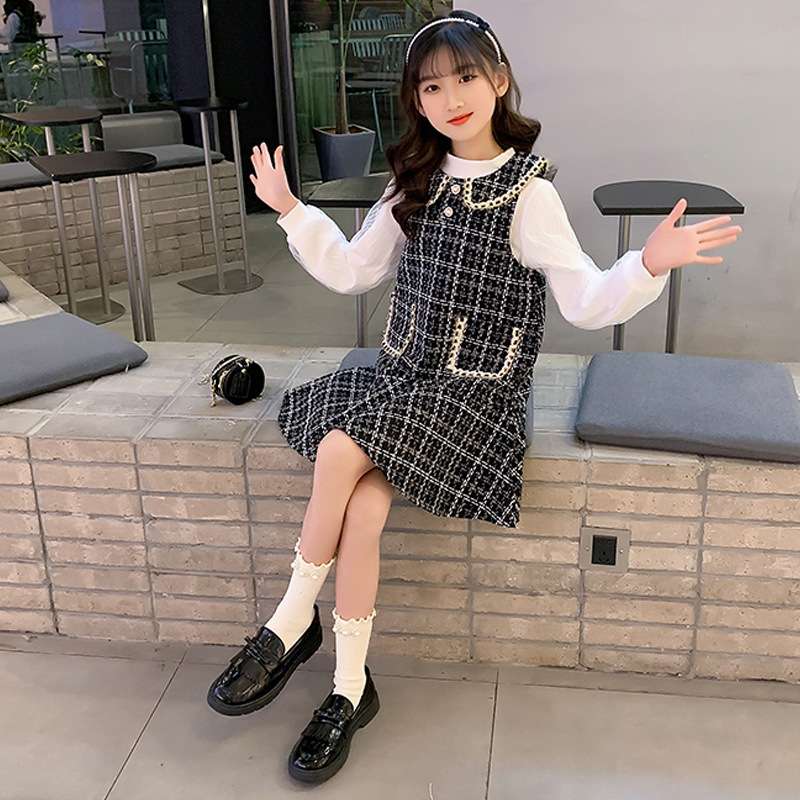 ミニワンピース ツイードフリルキャミワンピ