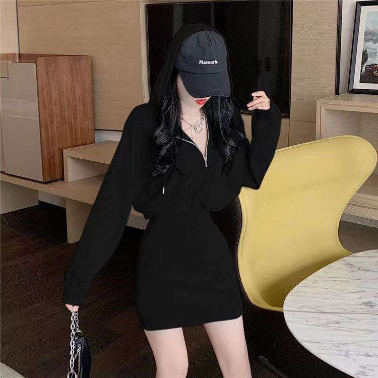 フード付きスリムパーカーミニワンピース