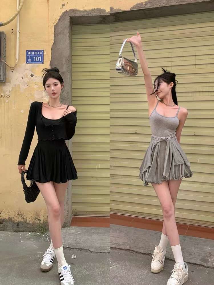 ミニワンピース キャミソールデザインフリルミニワンピ