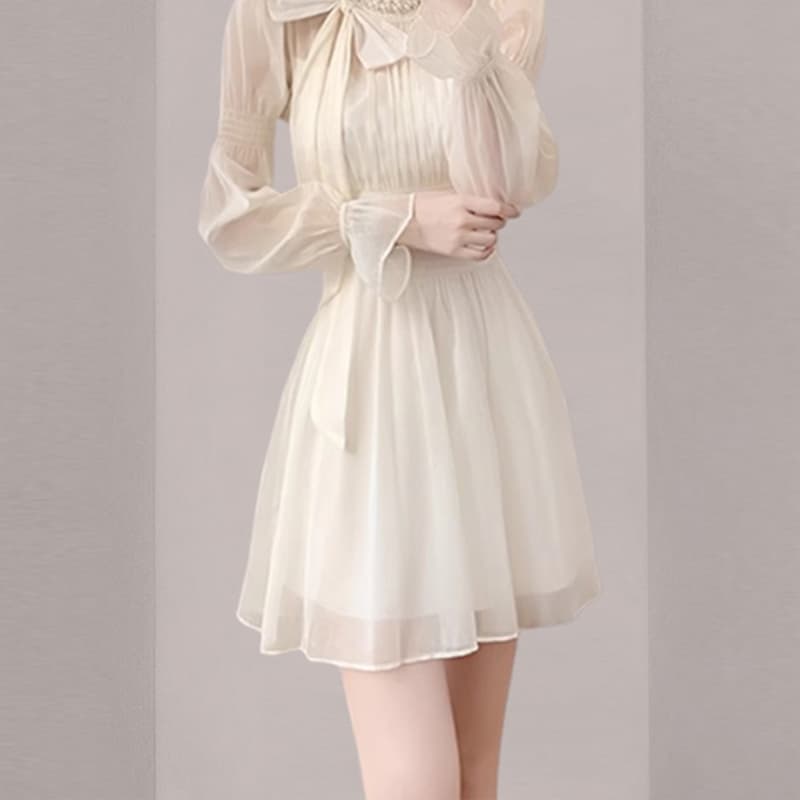 ミニワンピース 上品首元リボン飾り シフォンミニワンピース