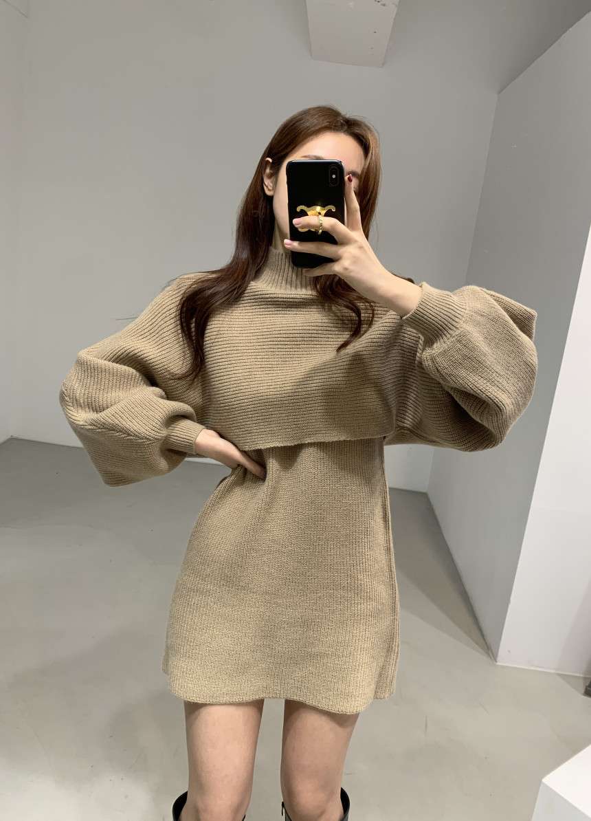 ふんわりパフスリーブ ニットミニワンピース