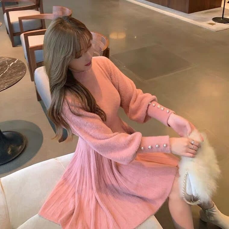 ふんわりニットフレアミニワンピース