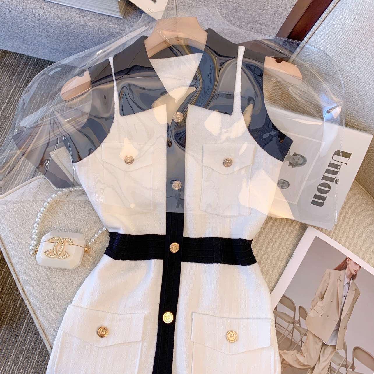 エレガントノースリーブ ミニワンピース