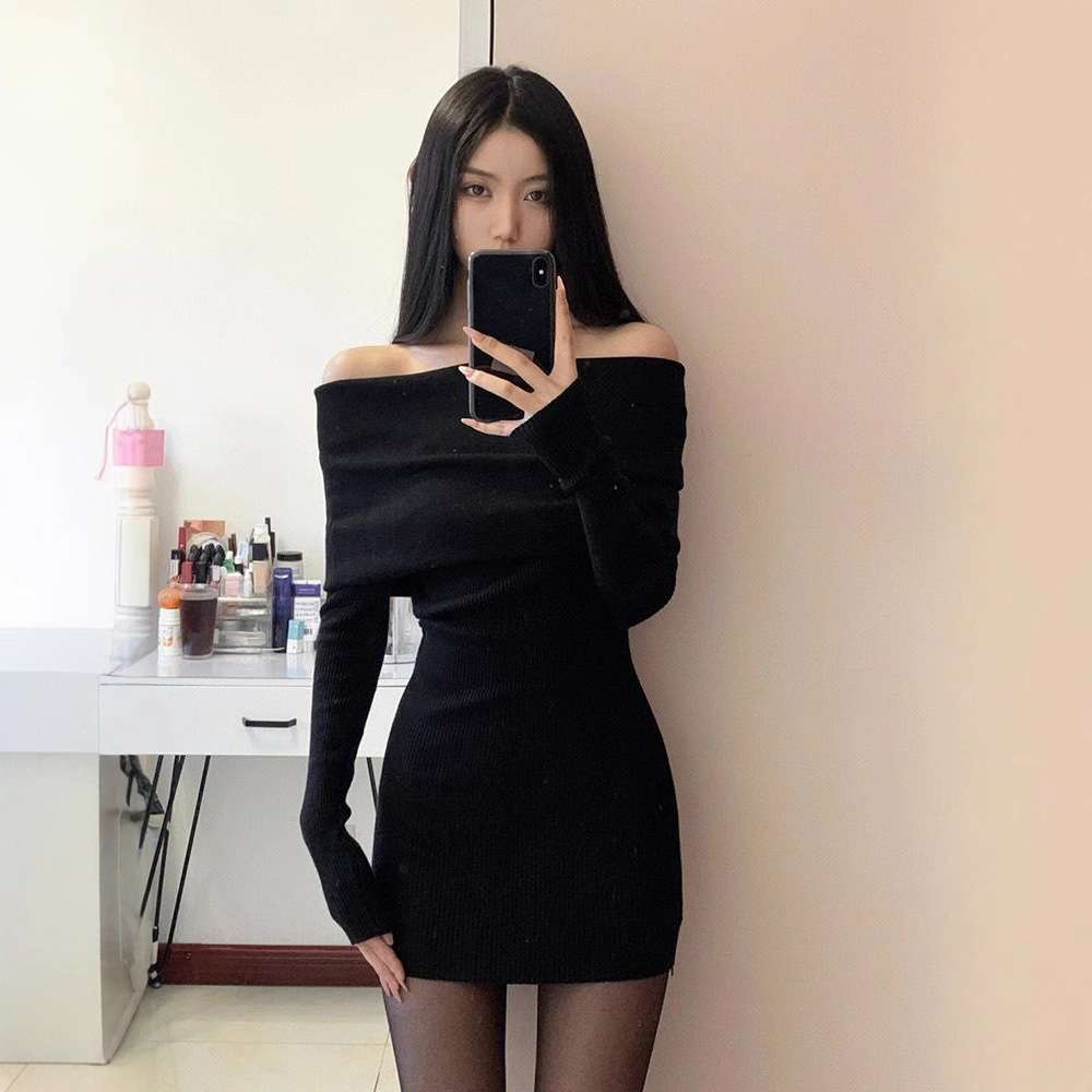 オフショルダーリブニットミニワンピース