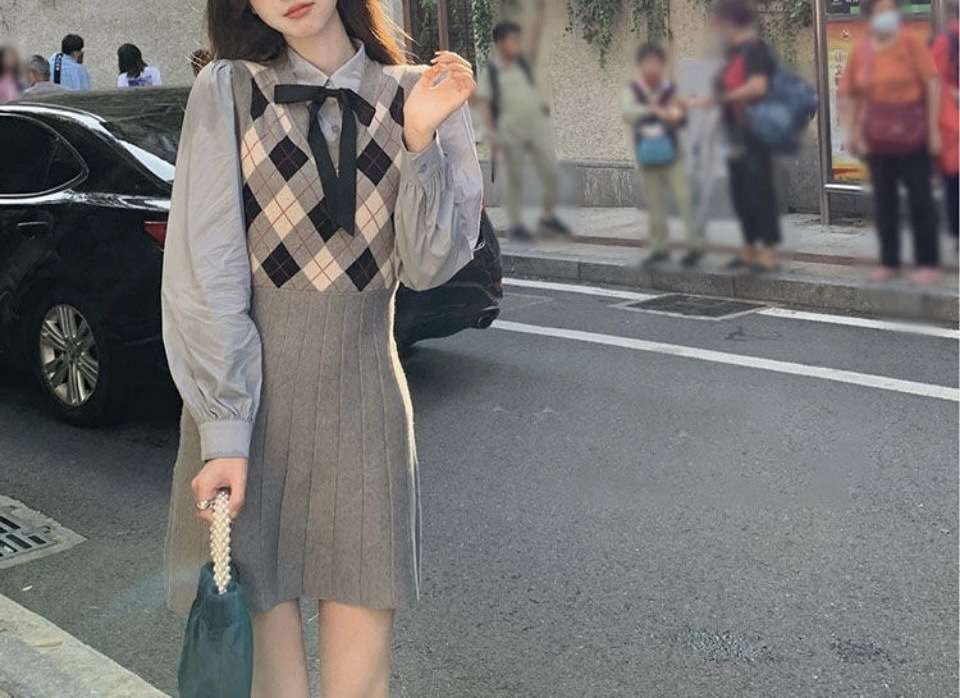 チェック柄ベスト付きシャツミニワンピース