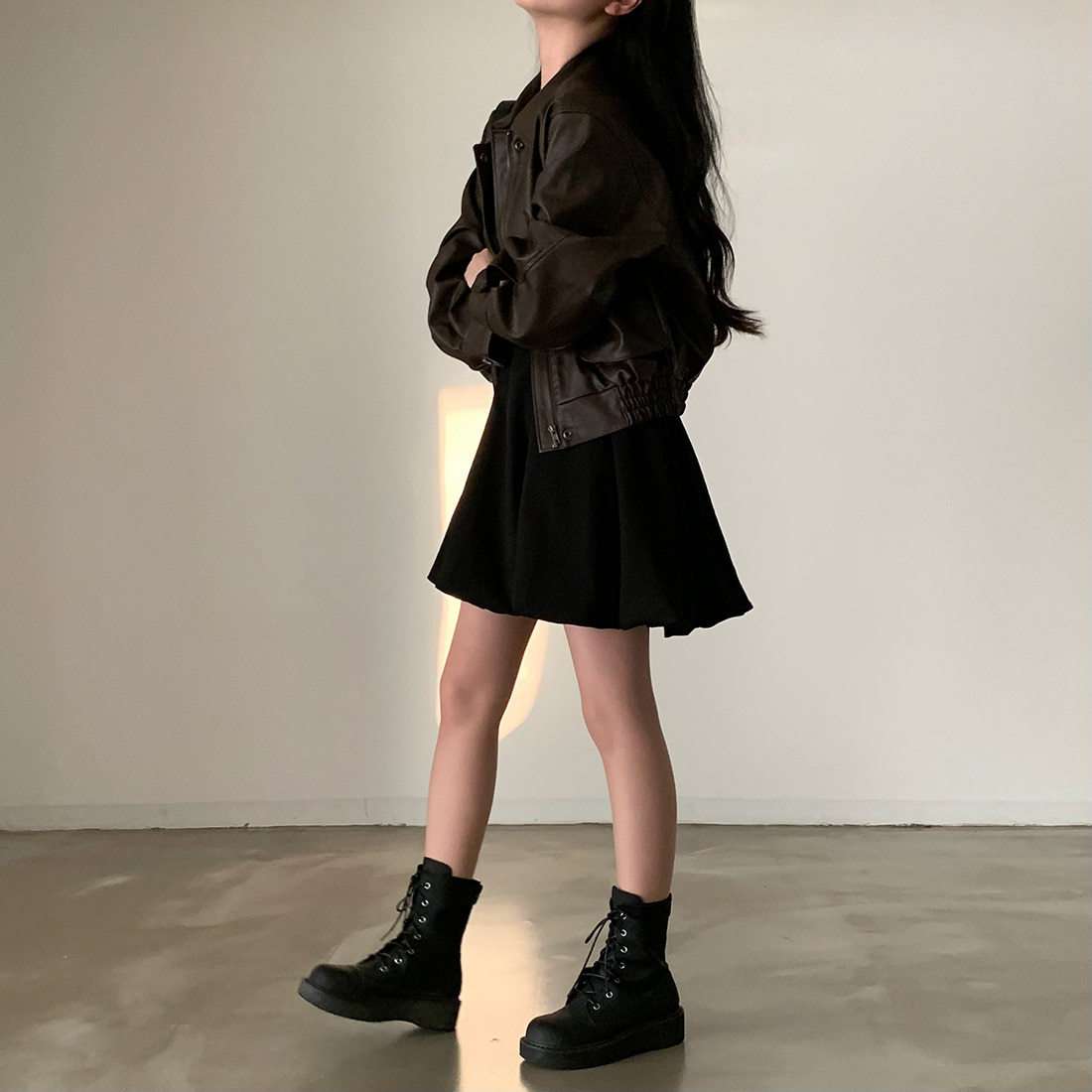 シンプルプリーツキャミミニワンピース