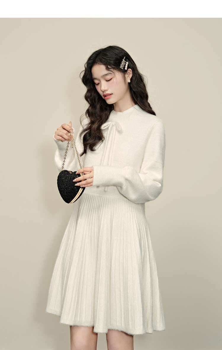 ミニワンピース プリーツミニニットワンピース