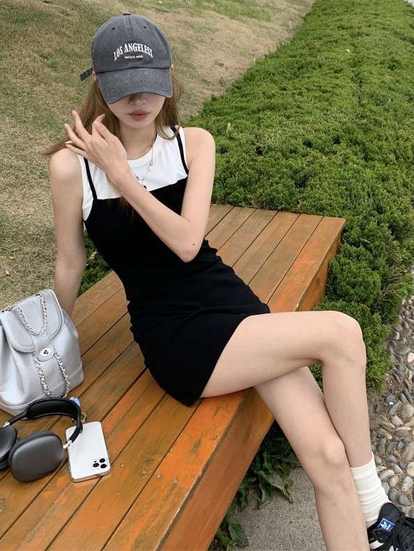 シンプルキャミソールミニワンピース