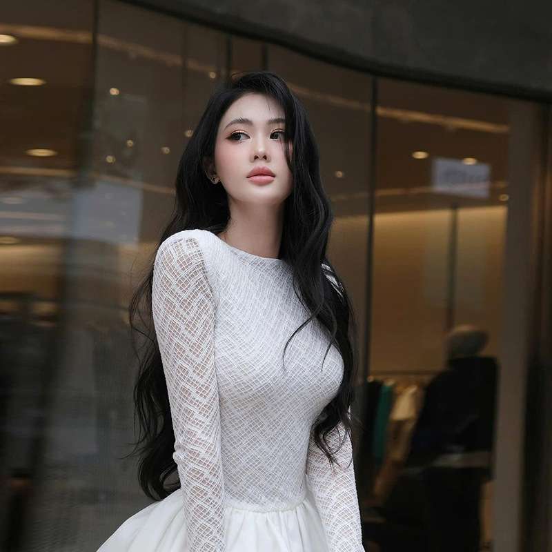 レース袖ミニフレアワンピース