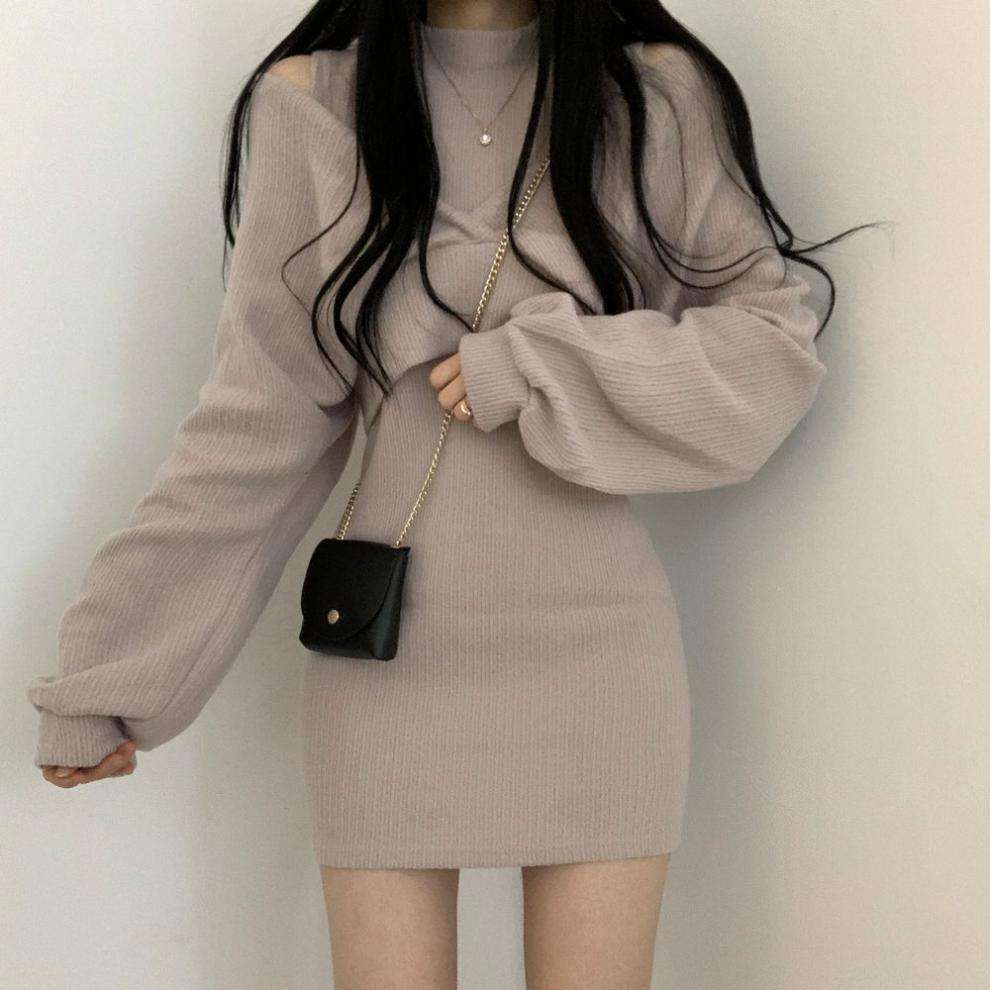 ミニワンピース 韓国風 肩出しニットワンピ