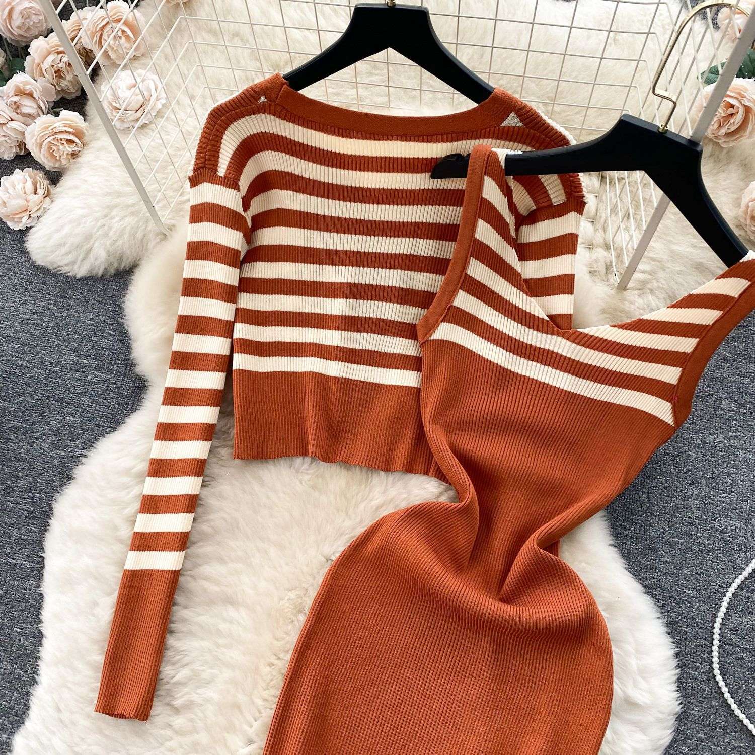 ボーダー柄カーディガン&タイトミニワンピースセット　リブ素材